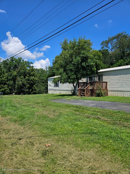Primary Photo - 1600 Christian Church Rd