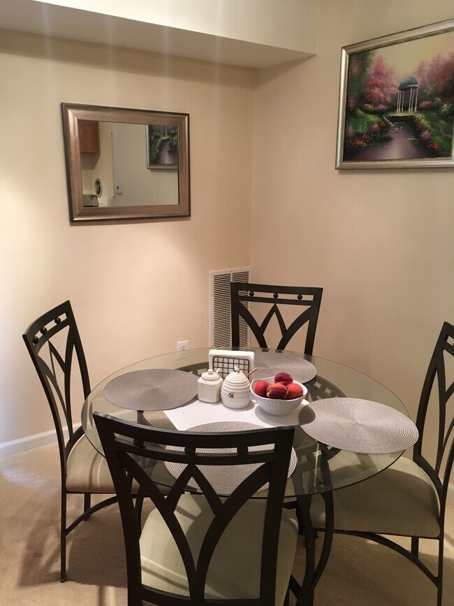 Building Photo - 7328 Lee Hwy