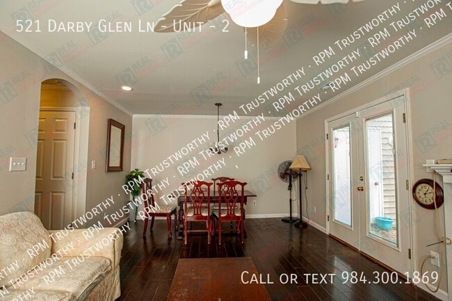 Building Photo - 521 Darby Glen Ln