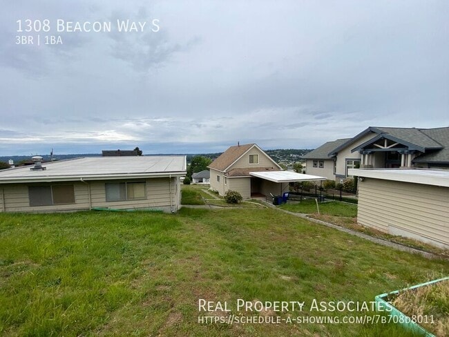 Building Photo - 1308 Beacon Wy S