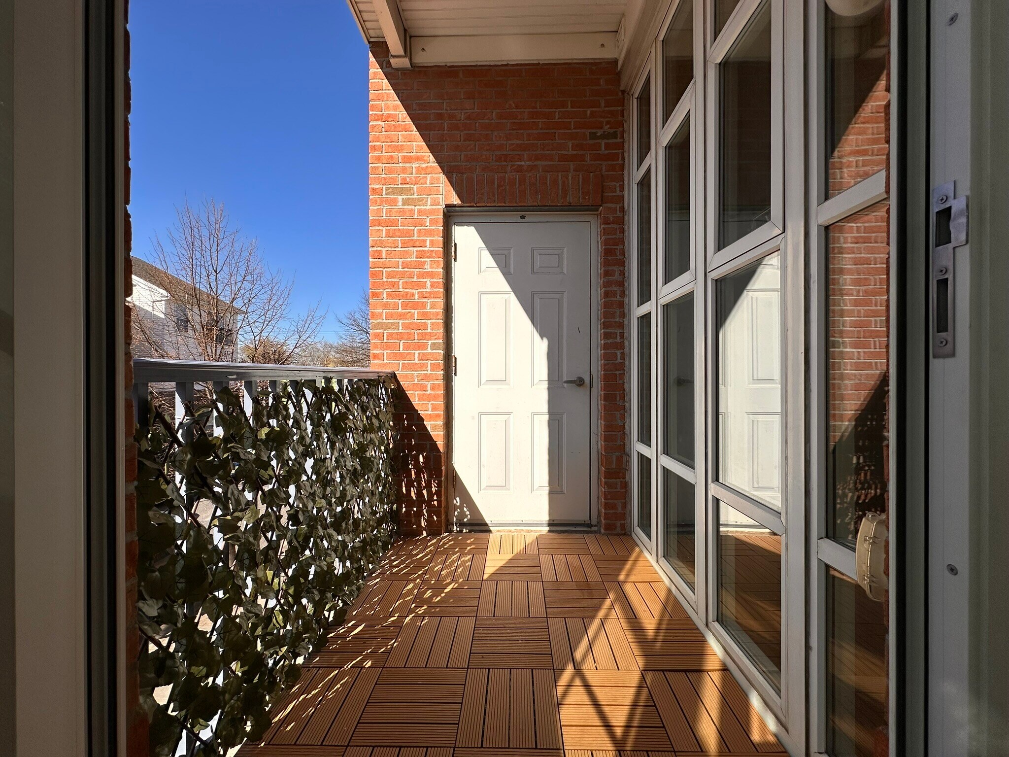 Building Photo - 55 Mallory Ave