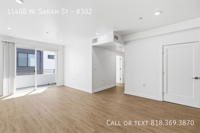 Building Photo - 11408 W Sarah St