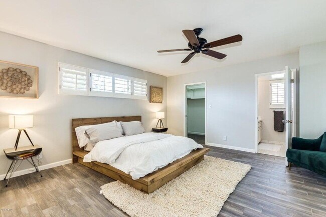 Building Photo - 2218 E Cactus Wren Dr