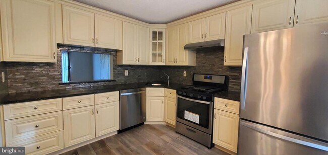 Building Photo - 44 O'Neill Ct