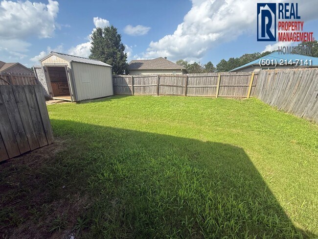 Building Photo - 2993 Wildwood Dr