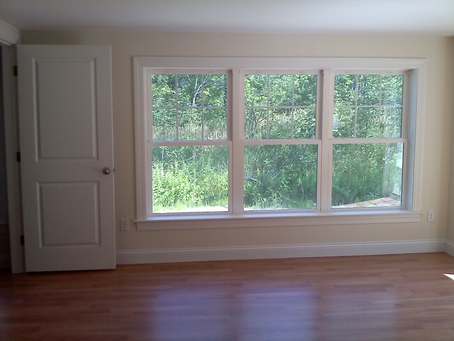 Livingroom windows - 1A Pleasant Ridge Rd