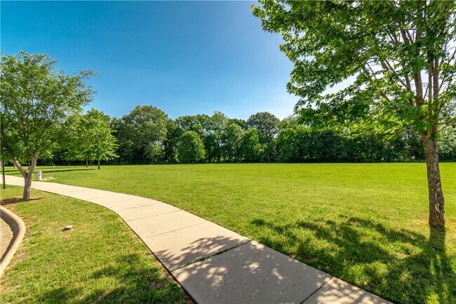 Building Photo - 4759 Townbridge Drive