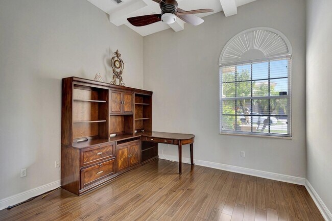 Building Photo - 9315 Via Classico W