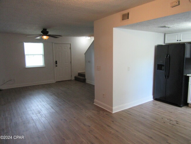 Building Photo - 3126 E Baldwin Rd
