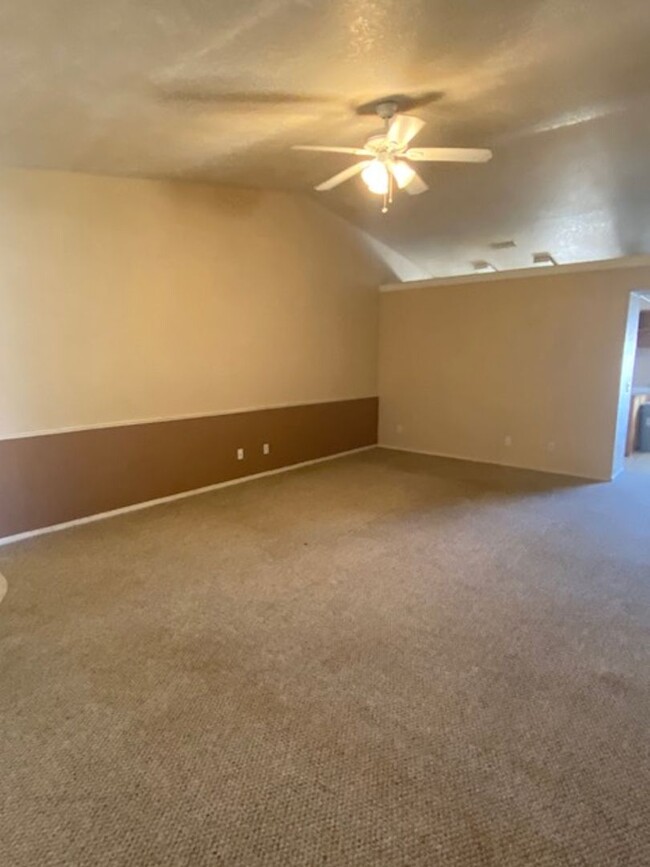 Building Photo - COMING SOON! 4Br/2Ba; Large Yards w/Trees!