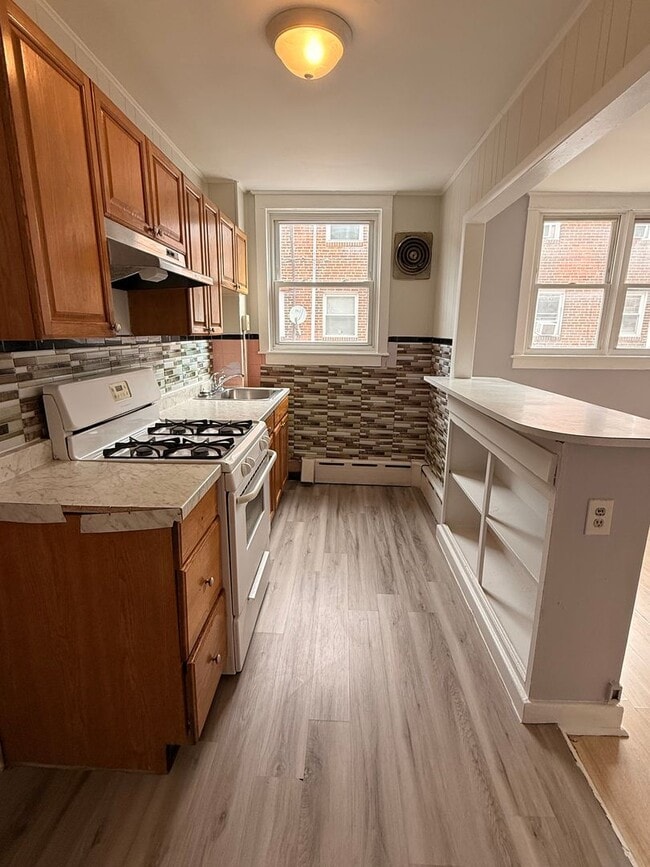 Building Photo - Charming 3 Bedroom Home for Rent