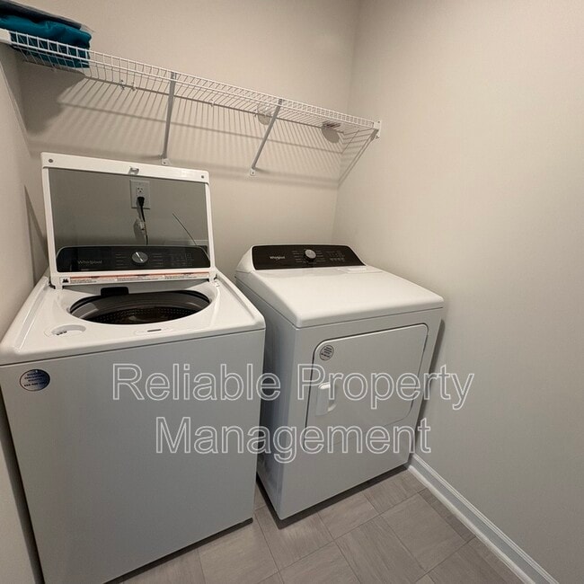 Building Photo - 96 Black Crk Dr