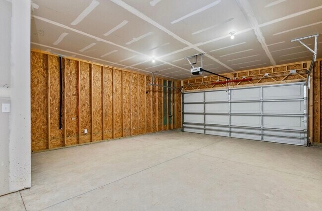 Building Photo - 11453 W 35th St S