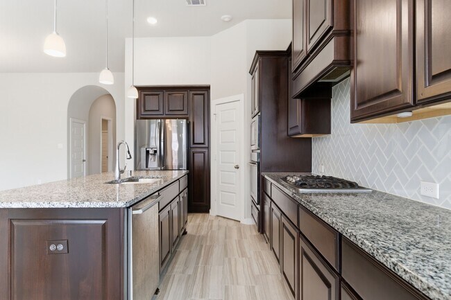 Building Photo - 22515 Bassett Hollow Ln