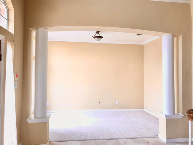 Building Photo - 525 Salisbury Dr