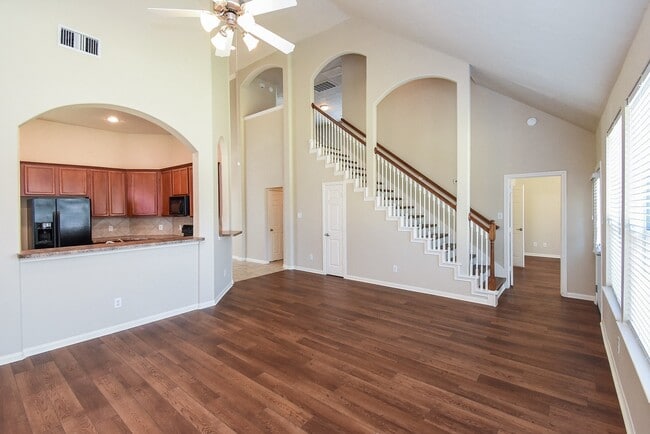 Building Photo - 15007 Grape Orchard Ct