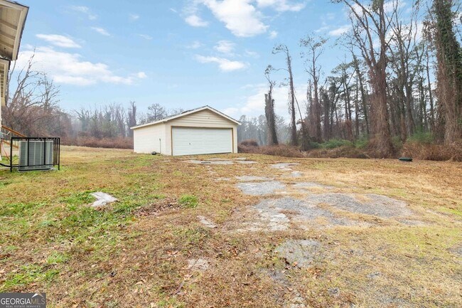 Building Photo - 2141 Fairburn Rd SW