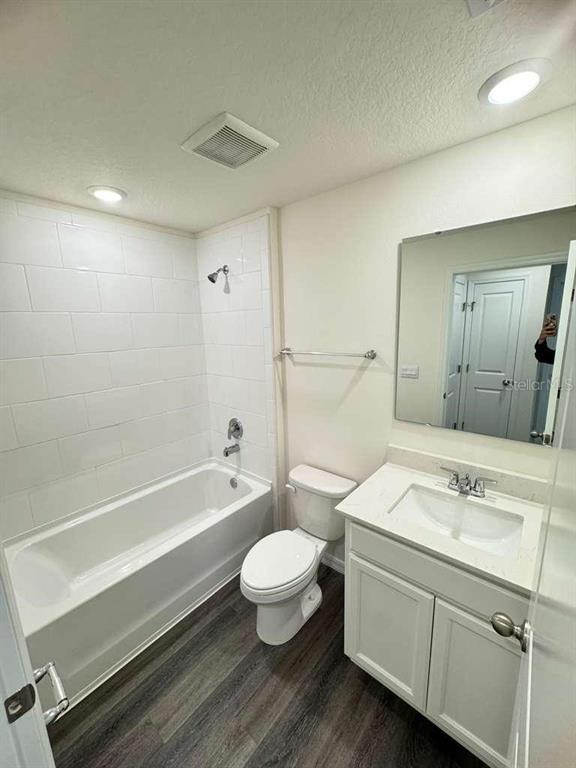 Building Photo - 16593 Barbours Crk Wy