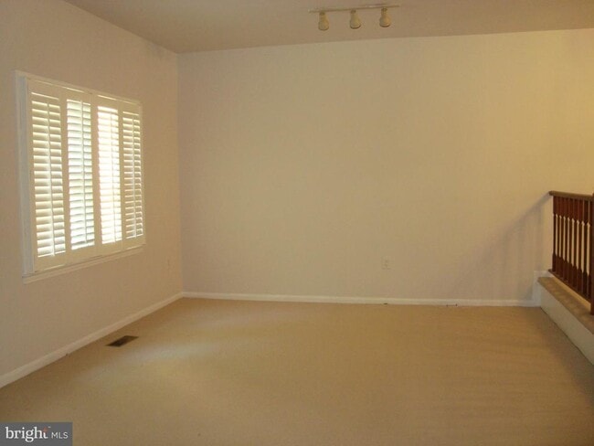 Building Photo - 7813 Heatherton Ln