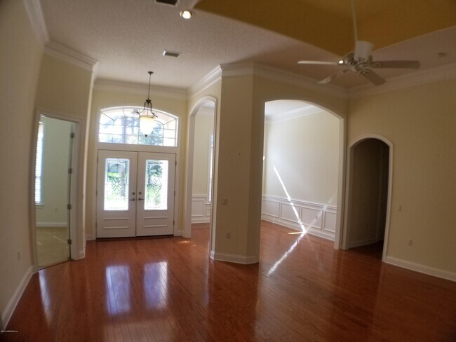 Building Photo - 2580 Heather Oaks Ct