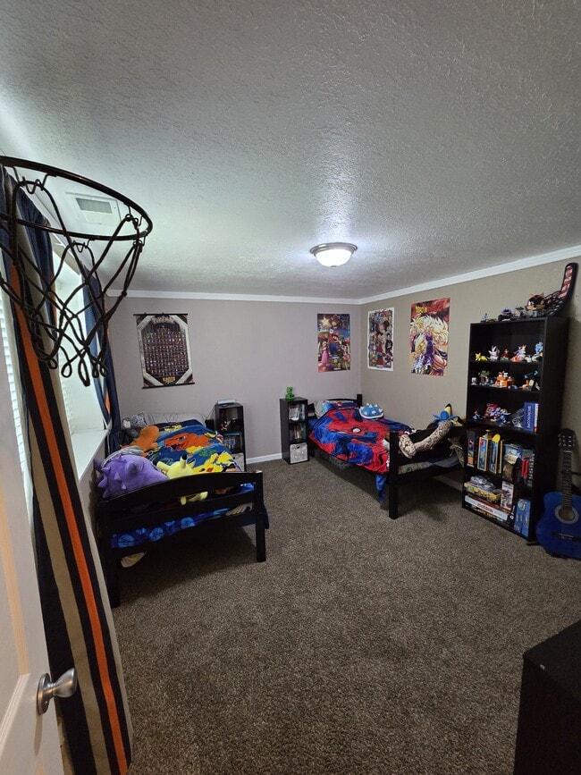 Building Photo - 4121 Mockingbird Ln
