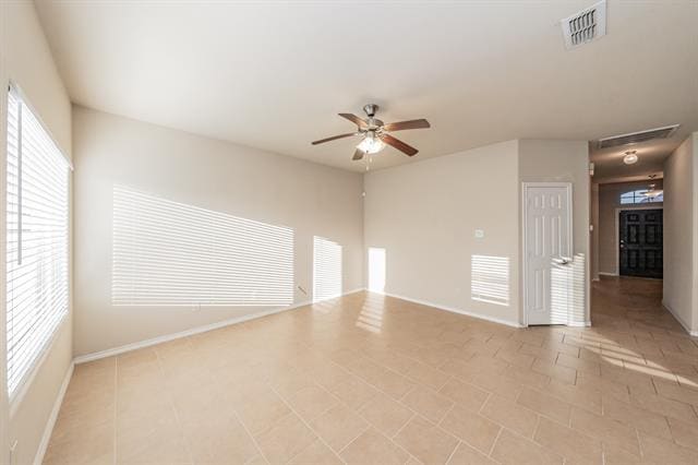 Building Photo - 643 Alexander St