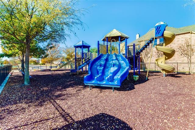 Building Photo - 3884 Banner Dr