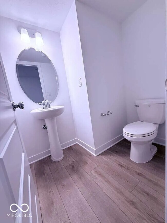 Building Photo - 4923 Gilet Dr