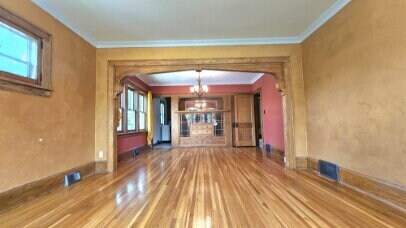 Building Photo - Charming 3-Bedroom Minneapolis Home with  Hardwood Floors & 2 Full Baths 11/1/2026