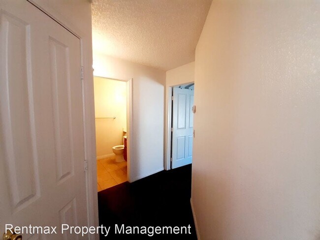 Building Photo - 3 br, 2.5 bath House - 6501 OLD OXFORD