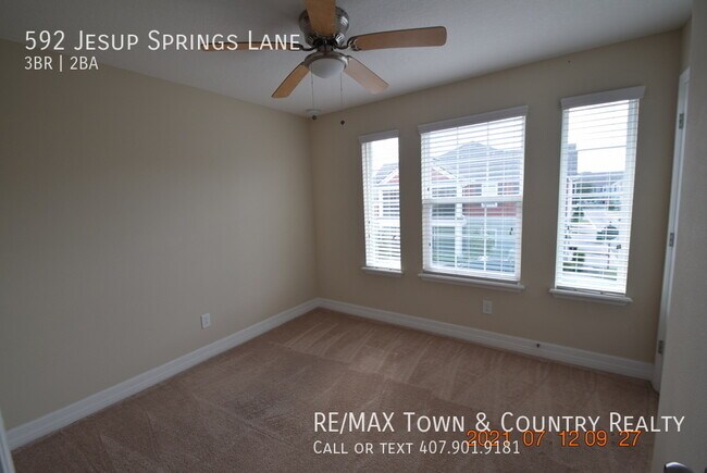 Building Photo - 592 Jesup Springs Ln