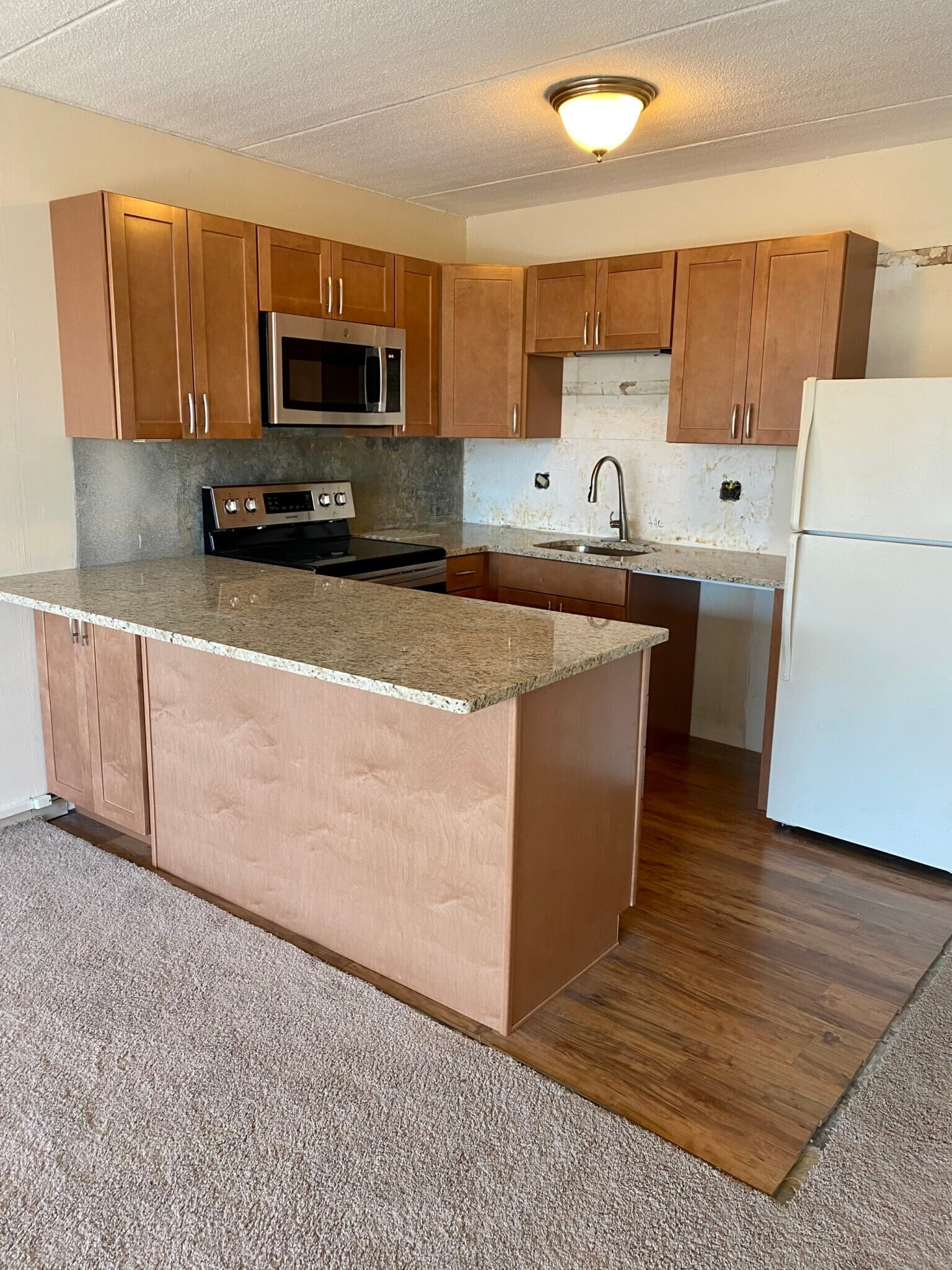 Building Photo - 200 Swanton St