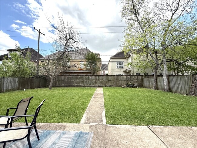 Building Photo - 3411 Linkwood Dr