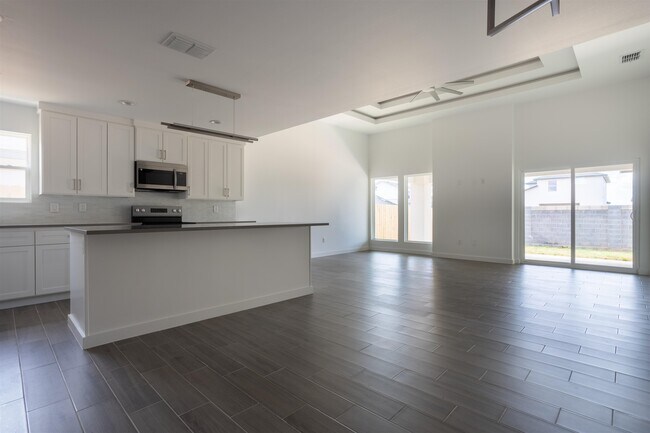 Building Photo - 9910 Caddo Lp