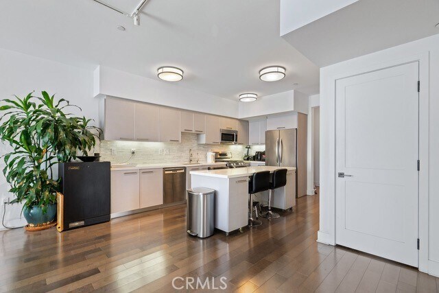 Building Photo - 1817 Prosser Ave