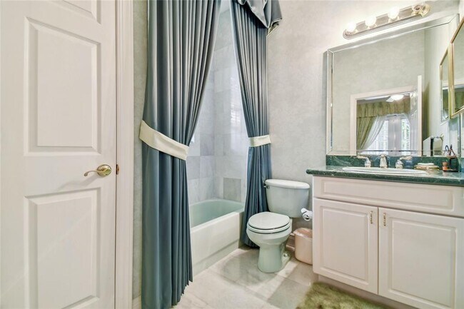 Building Photo - 17011 Candeleda De Avila