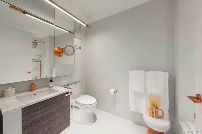 Building Photo - 138 Willoughby St