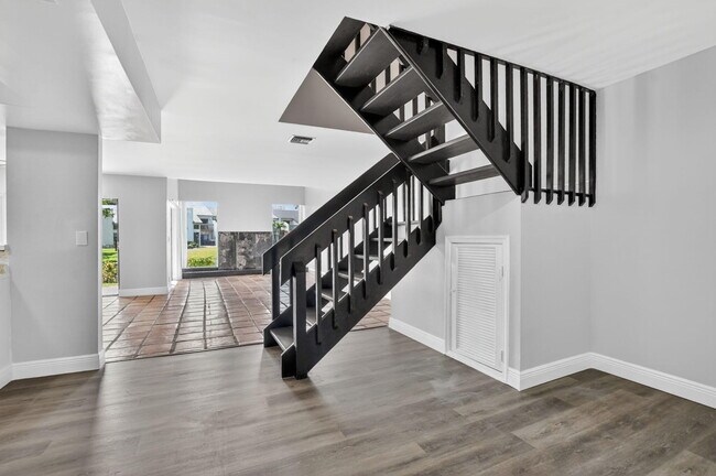 Building Photo - 22847 Ironwedge Dr