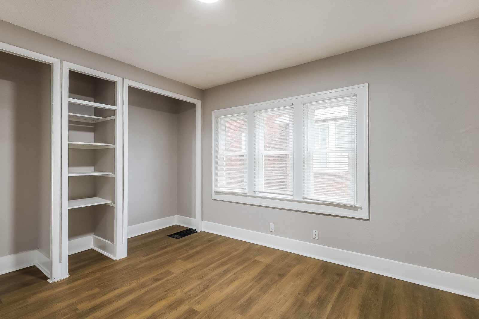 Building Photo - 38 N Pershing Ave