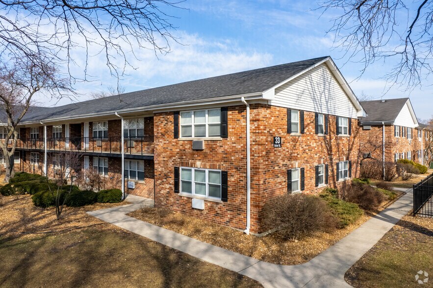 Iron Gate 25 Briar St Glen Ellyn IL 60137 Apartment Finder
