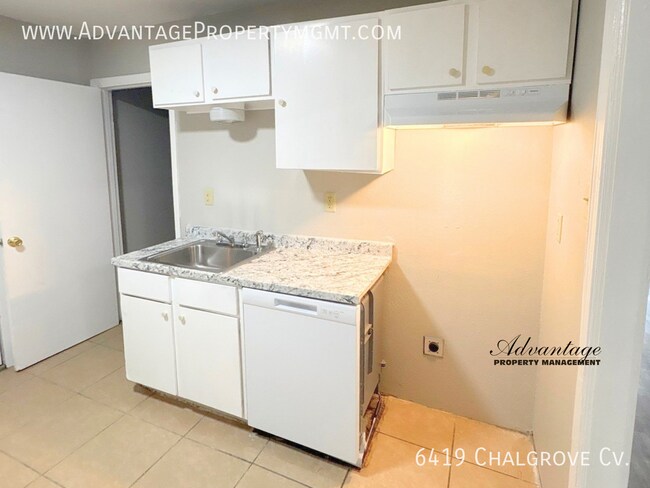 Building Photo - 6419 Chalgrove Cove