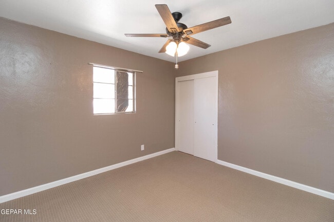 Building Photo - 321 Walsh Ln