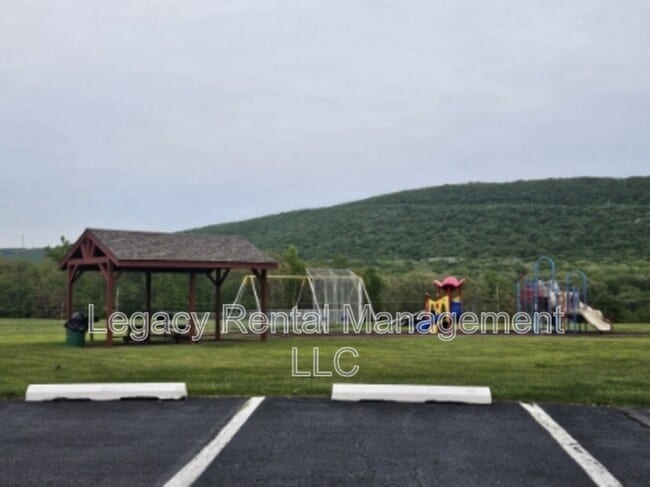 Building Photo - 116 Cheyney Dr