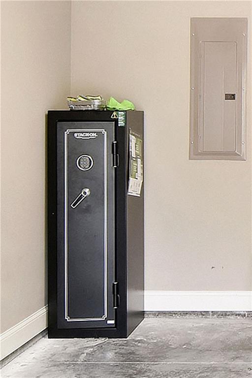 Building Photo - 510 Mariners Cir