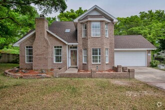 Building Photo - Welcome to Your Dream Home in Beautiful Pe...