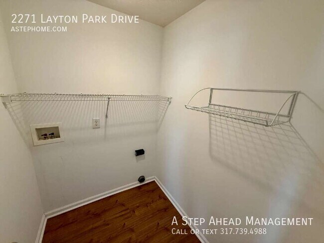 Building Photo - 2271 Layton Park Dr