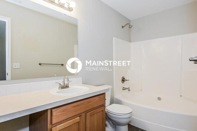 Building Photo - 3 Bedroom Pet-Friendly Home in Graham, WA with Main Street Renewal