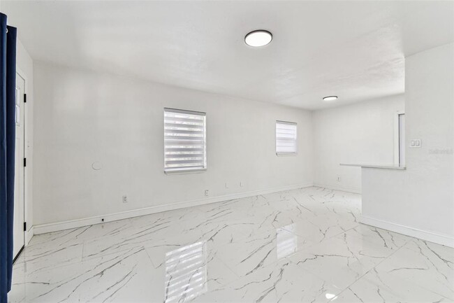 Building Photo - 4290 Neptune Dr SE