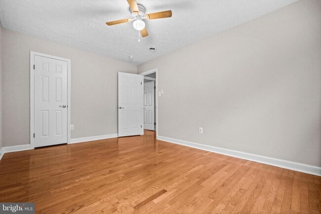 Building Photo - 915 Cypress Point Cir