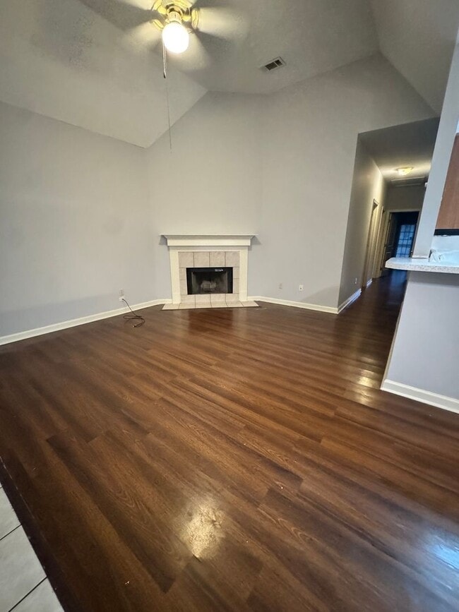 Building Photo - 1271 Brady Hollow Ln
